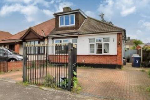 Property for auction in Essex