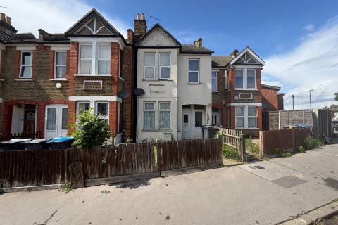 Property for auction in Surrey