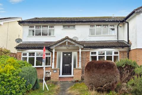 Property for auction in Clwyd