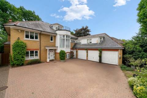 Property for auction in Surrey