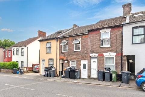 Property for auction in Bedfordshire