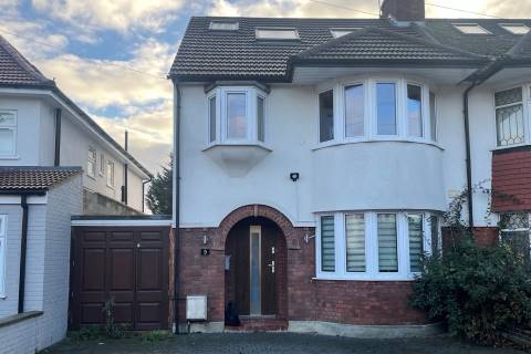 Property for auction in London