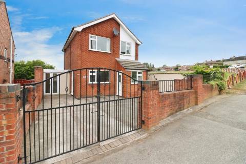 Property for auction in Derbyshire