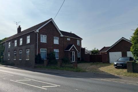 Property for auction in Norfolk