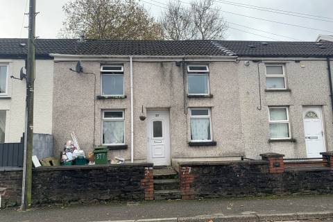 Property for auction in Mid Glamorgan