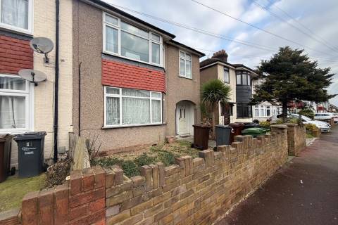 Property for auction in Essex