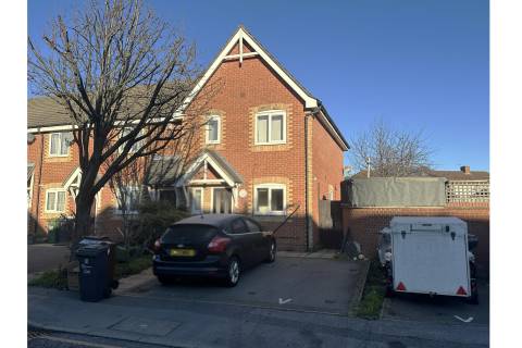 Property for auction in Essex