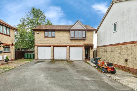 Property for auction in Avon