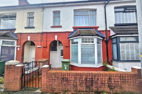 Property for auction in Mid Glamorgan