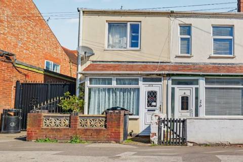 Property for auction in Warwickshire
