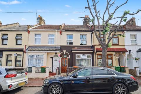 Property for auction in London