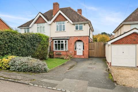 Property for auction in Worcestershire