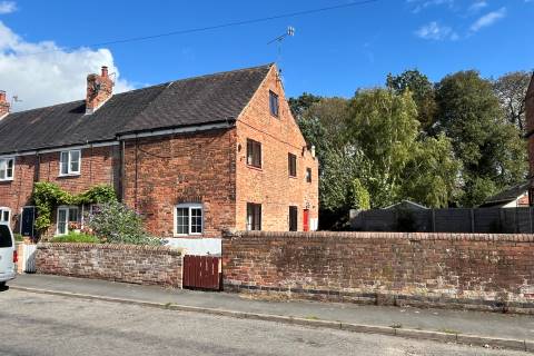 Property for auction in Derbyshire