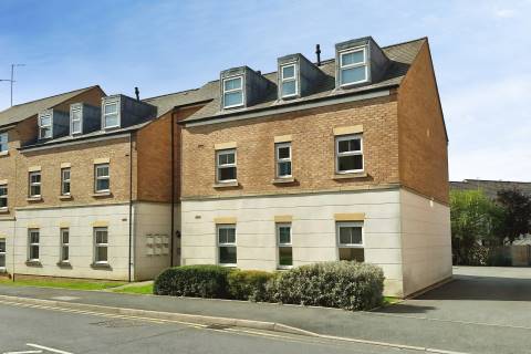 Property for auction in Warwickshire