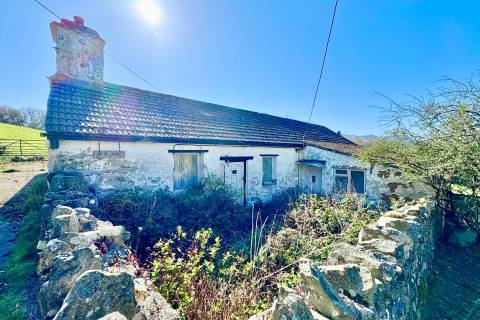 Property for auction in Gwynedd