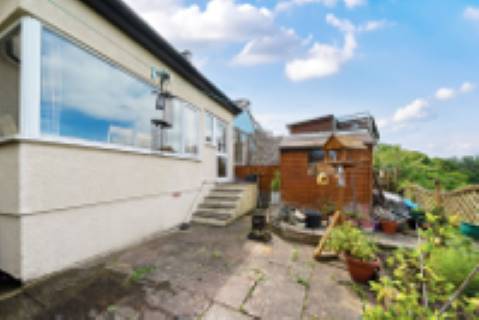 Property for auction in Avon