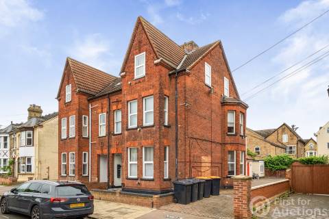 Property for auction in Bedfordshire