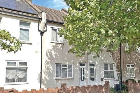 Property for auction in Essex
