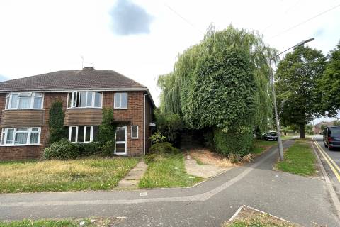 Property for auction in Buckinghamshire
