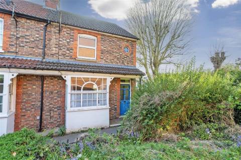 Property for auction in Surrey