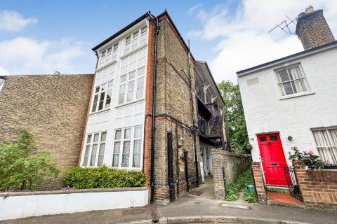 Property for auction in Surrey