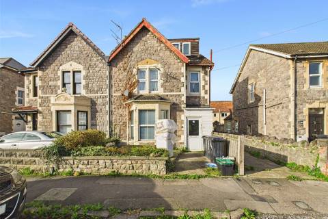 Property for auction in Avon