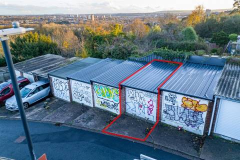 Property for auction in Avon