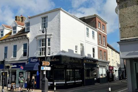 Property for auction in Isle of Wight