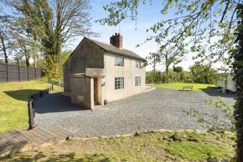 Property for auction in Powys