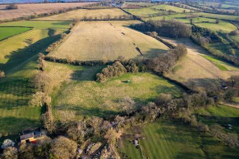 Property for auction in Warwickshire