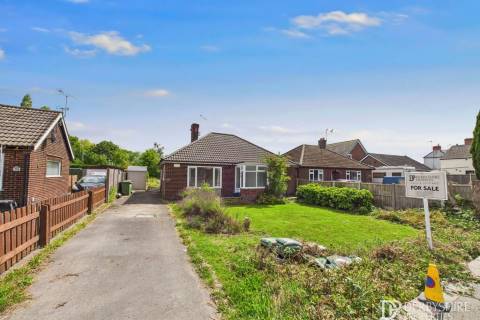 Property for auction in Derbyshire