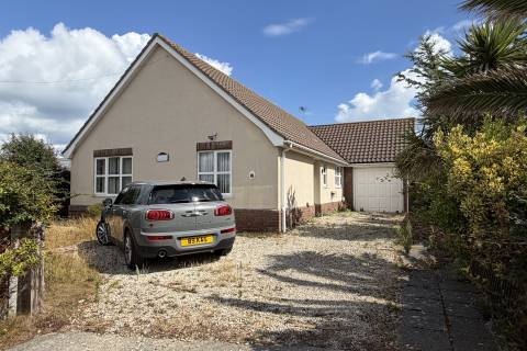 Property for auction in Norfolk