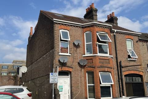 Property for auction in Bedfordshire