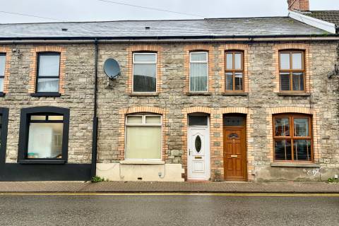 Property for auction in Mid Glamorgan