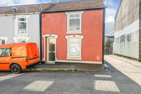 Property for auction in Mid Glamorgan