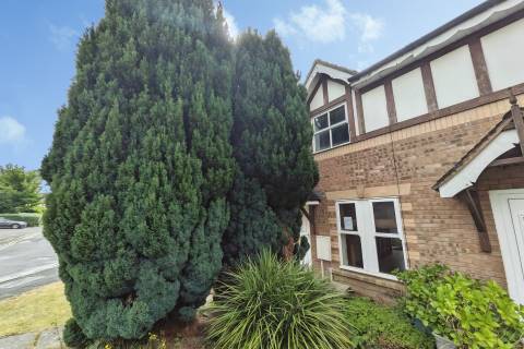 Property for auction in Warwickshire