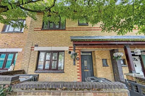 Property for auction in Essex