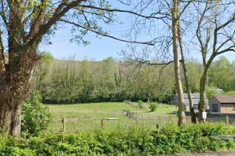 Property for auction in Derbyshire