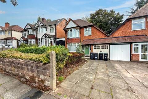 Property for auction in West Midlands