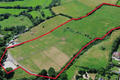 Property for auction in Avon