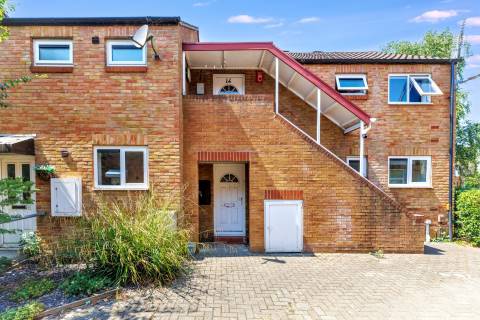 Property for auction in Bedfordshire