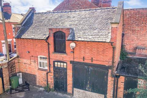 Property for auction in Leicestershire