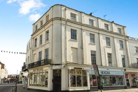 Property for auction in Warwickshire