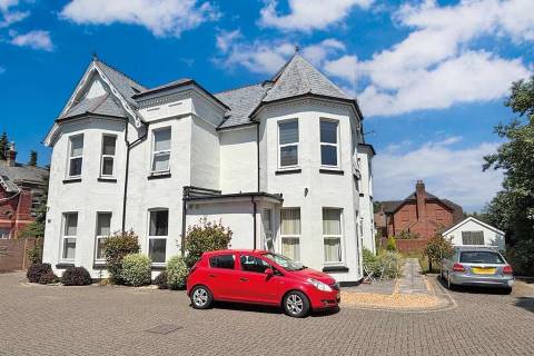 Property for auction in London