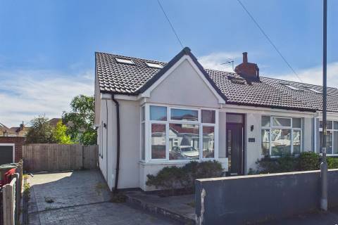 Property for auction in Avon