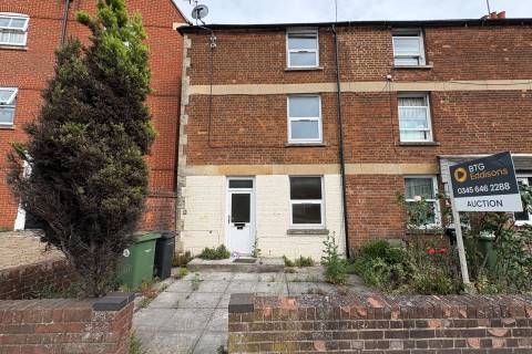 Property for auction in Oxfordshire