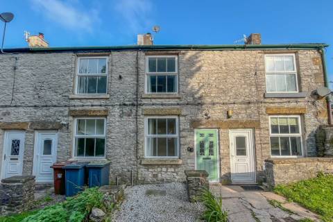 Property for auction in Derbyshire