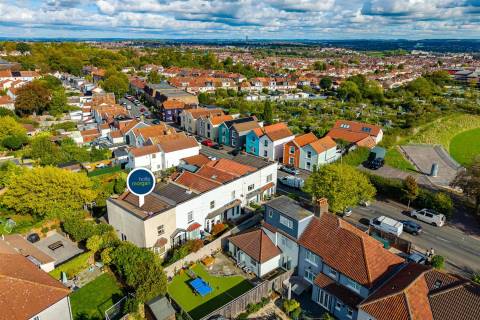 Property for auction in Avon