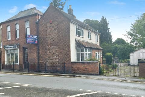 Property for auction in Warwickshire