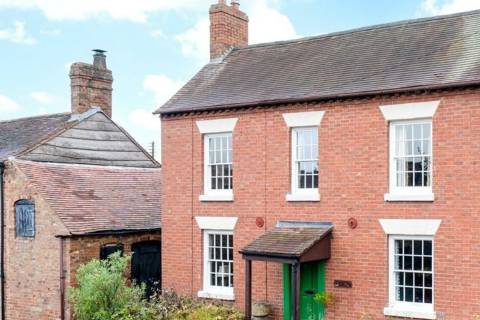 Property for auction in Worcestershire